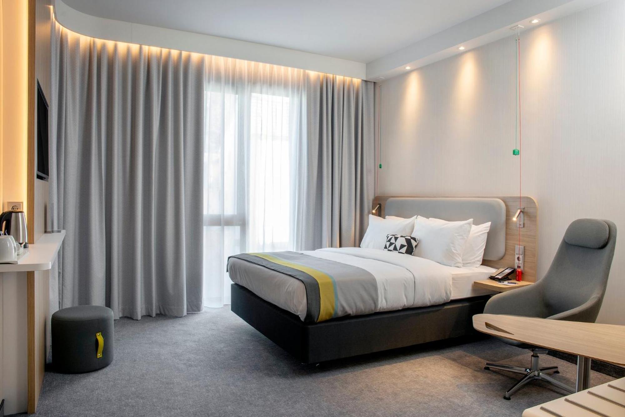 Express Stuttgart-waiblingen By Ihg Hotel